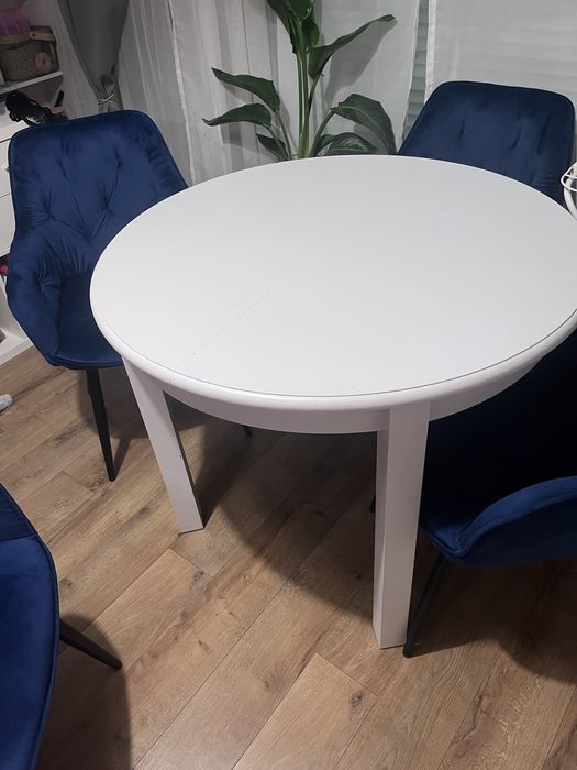 Stół okragly rozkladany stan bardzo dobry