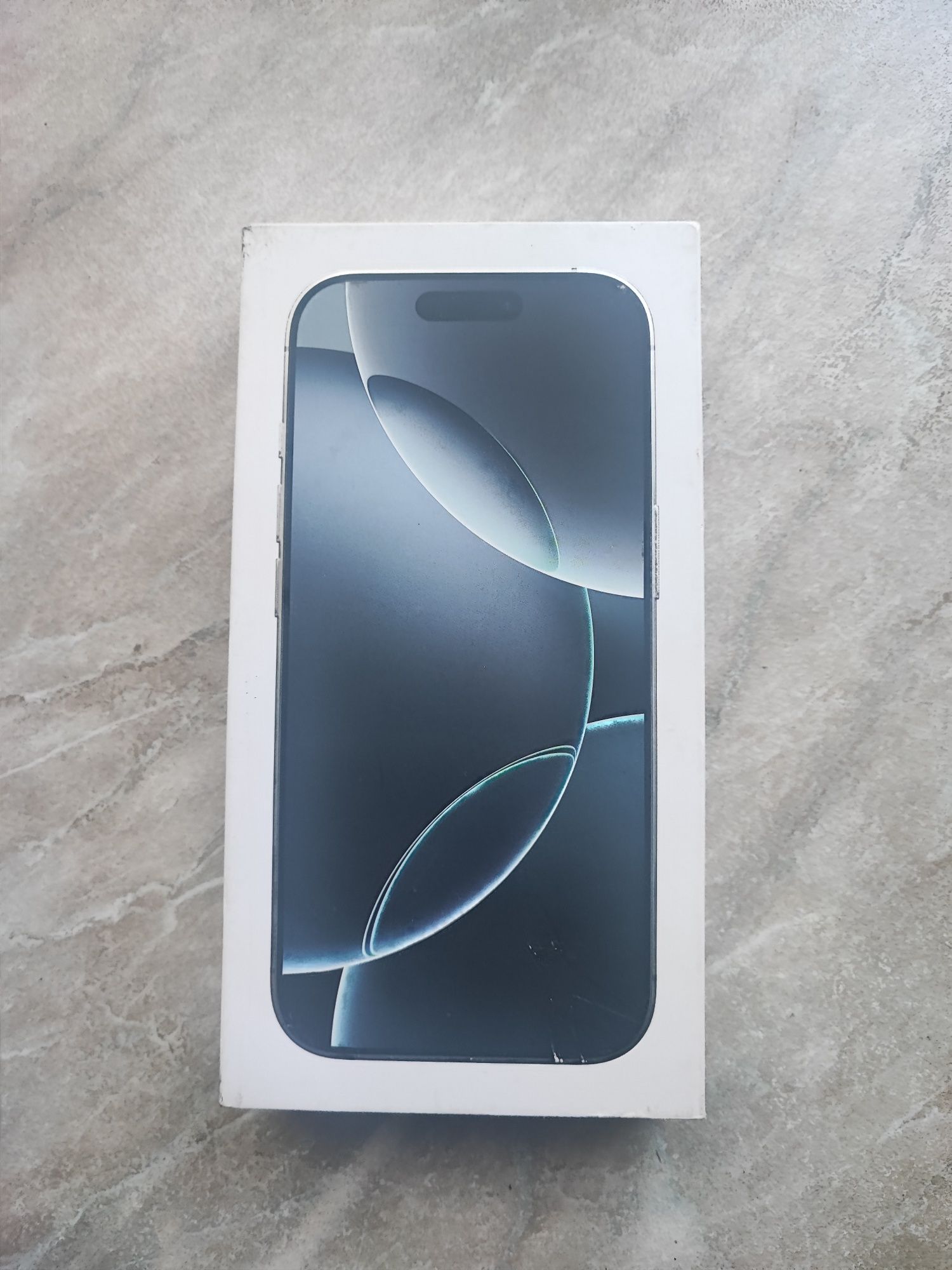 Продам iPhone 16 Pro 256 White Titanium