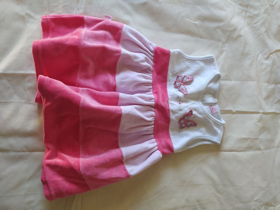 Sukienki niemowlęce paczka 6 sztuk, r. 62-80