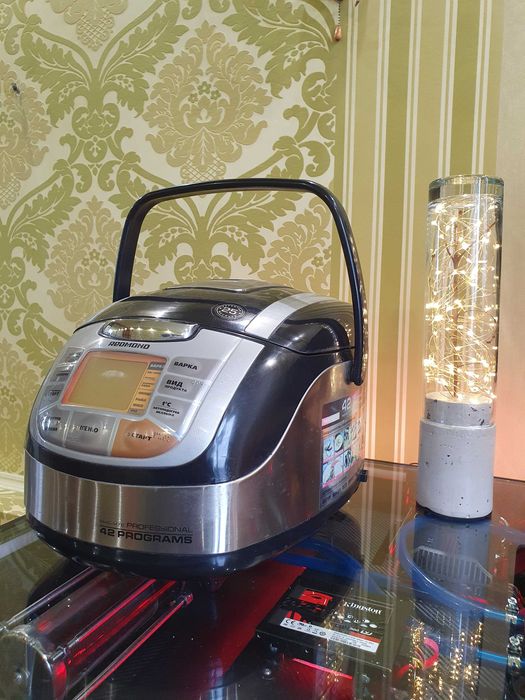Мультиварка RMC-M70 5 літрів ,Пароварка ,Мультиповар