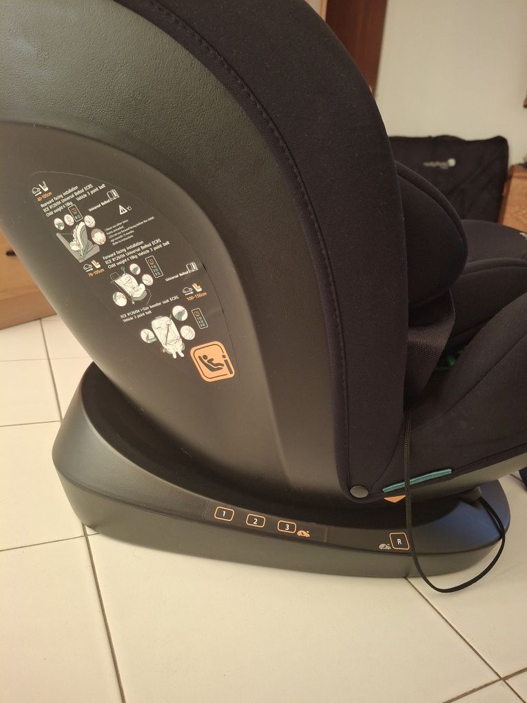 Cadeira bebe/criança carro nova