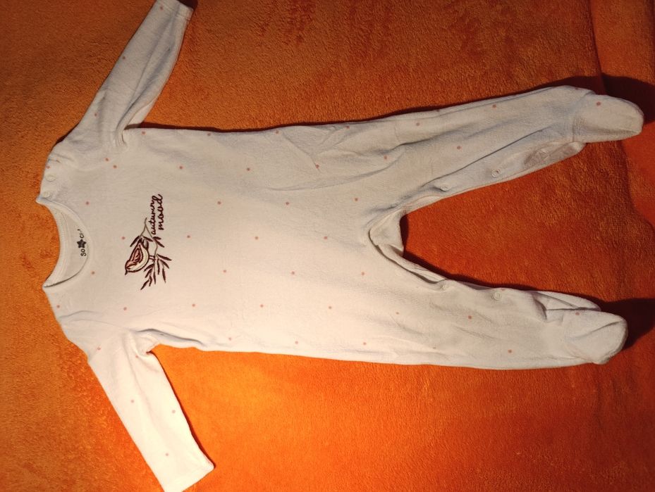 Piżamki / pajacyki dla dziewczynki rozmiar 74/80