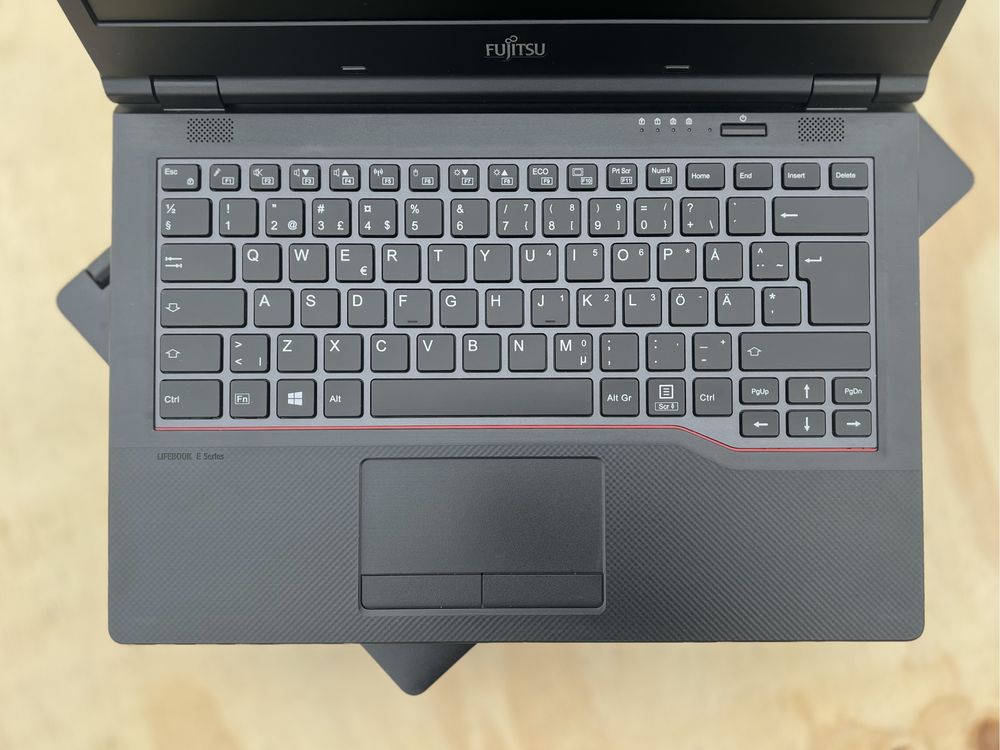 Ноутбук Fujitsu LIFEBOOK E449/i3-7020U/8GB/128GB/14"HD/Гарантія 9міс.