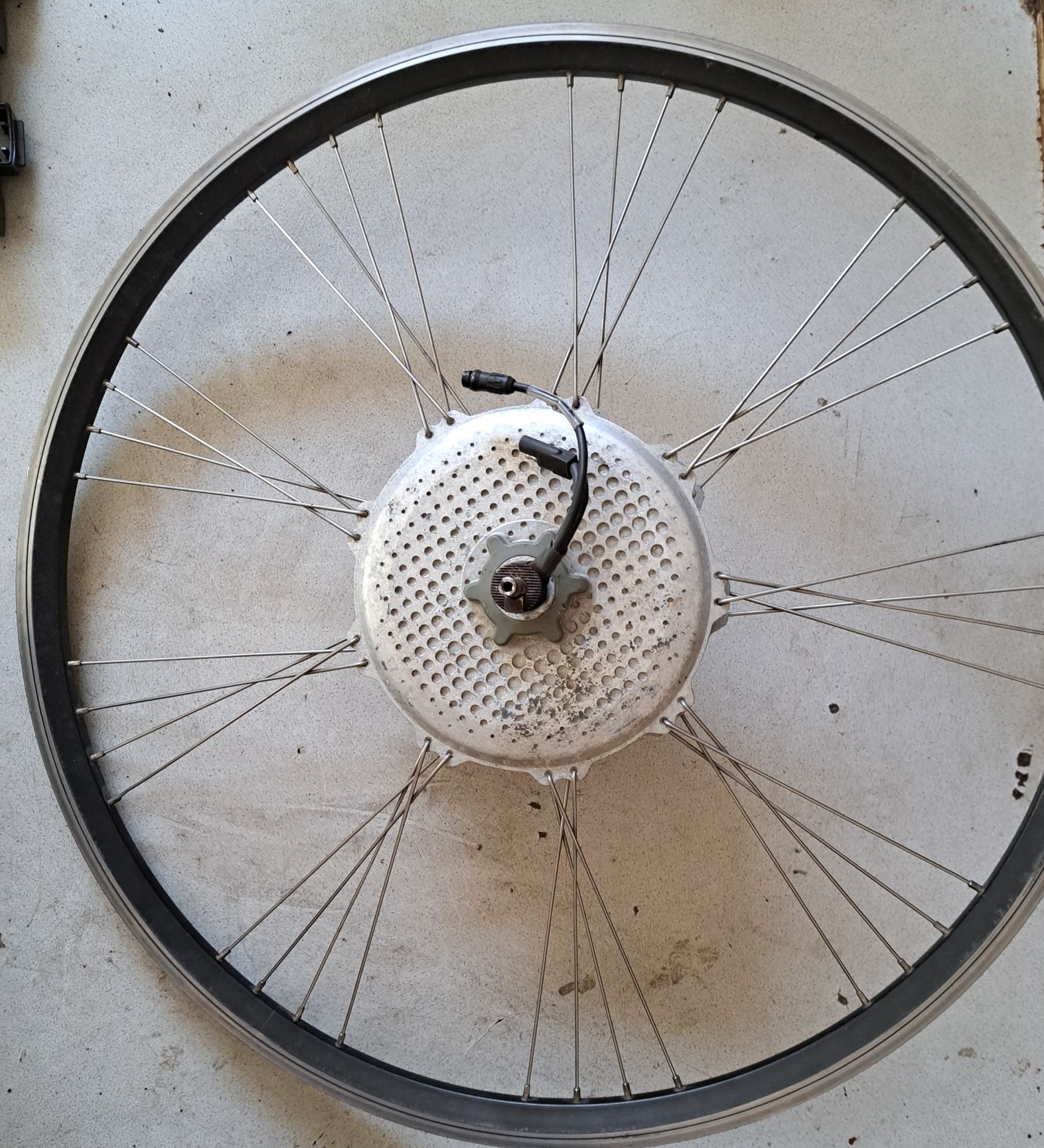 BionX 48V silnik koło ebike rower elektryczny Trek Diamant