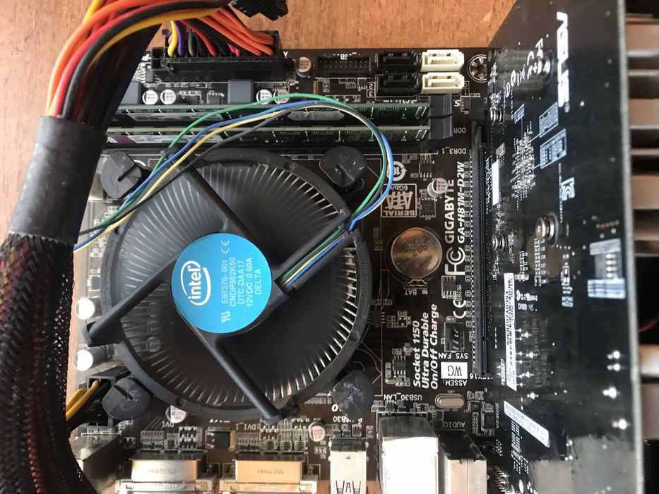 I5-4590S процесор/8 GB RAM/материнська плата Gigabyte H81