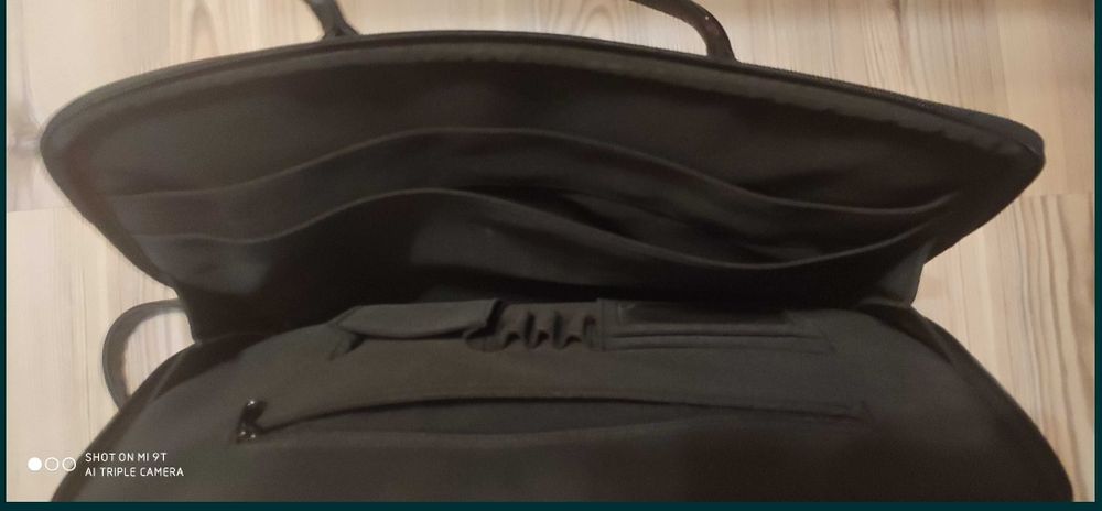 ФІРМОВА шкіряна сумка для документів ноутбука НЕУБІВАЄМА. Шара!_