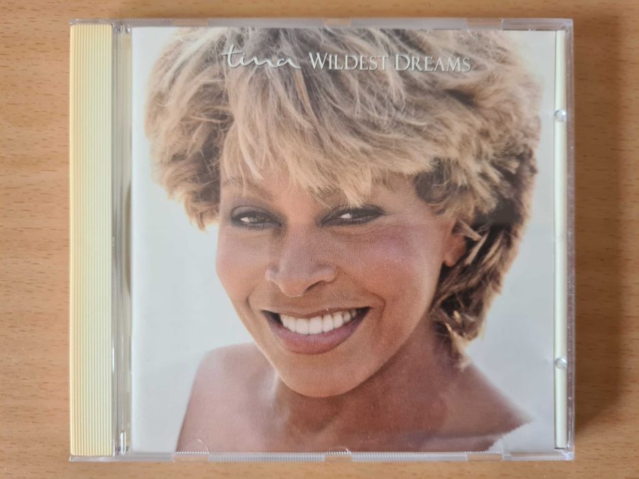 CD audio com o álbum musical "Wildest Dreams" da Tina Turner