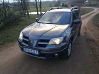 Mitsubishi Outlander 1