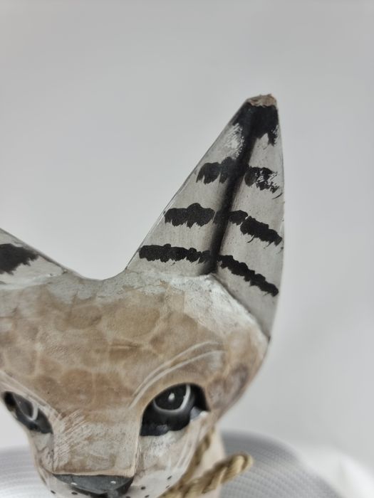 Koty drewniane z drewna stojące figury ozdobne kotki kot