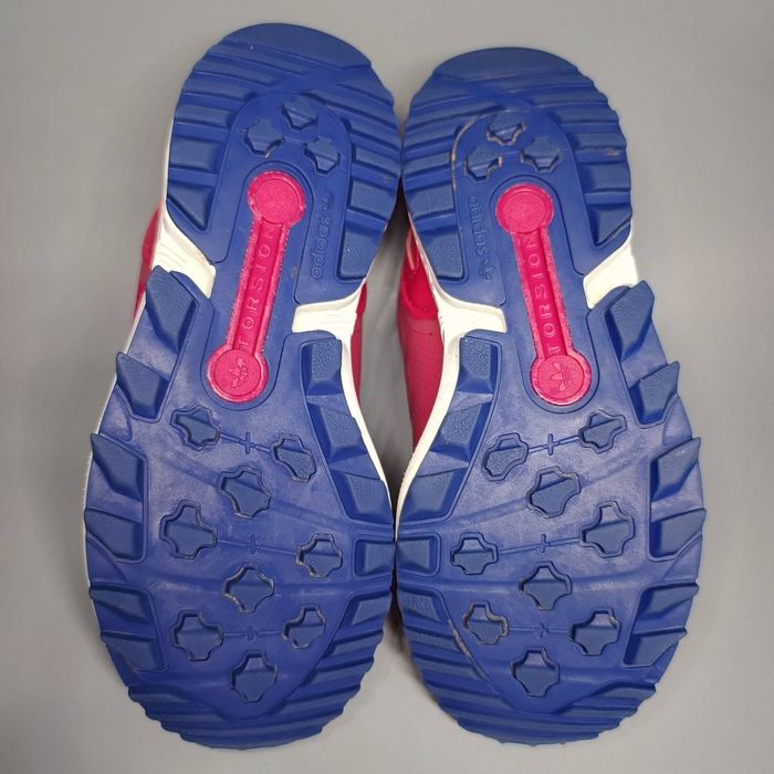 оригінальні утеплені Adidas р31 довжина устілки по факту  20см
ц799грн