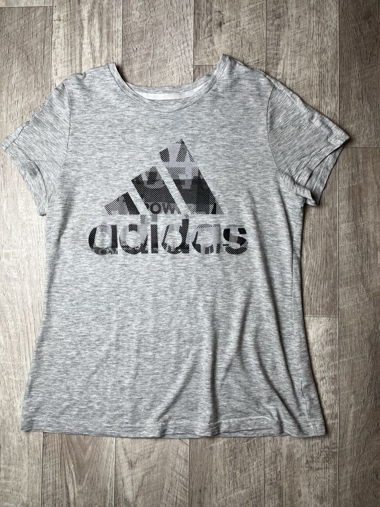 Футболка Adidas размер М оригинал dri-fit спортивная big loго бег run