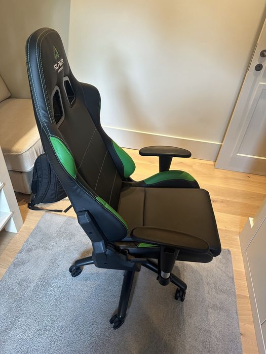 CADEIRA GAMING ALPHA GAMER VEGA