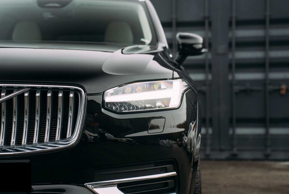 Volvo XC 90 T8 Plug-In Hybrid  2020 2.0