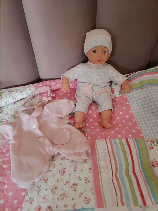 М'які іграшки(свинка Пеппа , лалафанфан, пупс, сиреноголовий