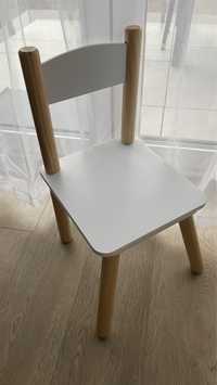 Nowe krzesełko dla dzieci drewniane