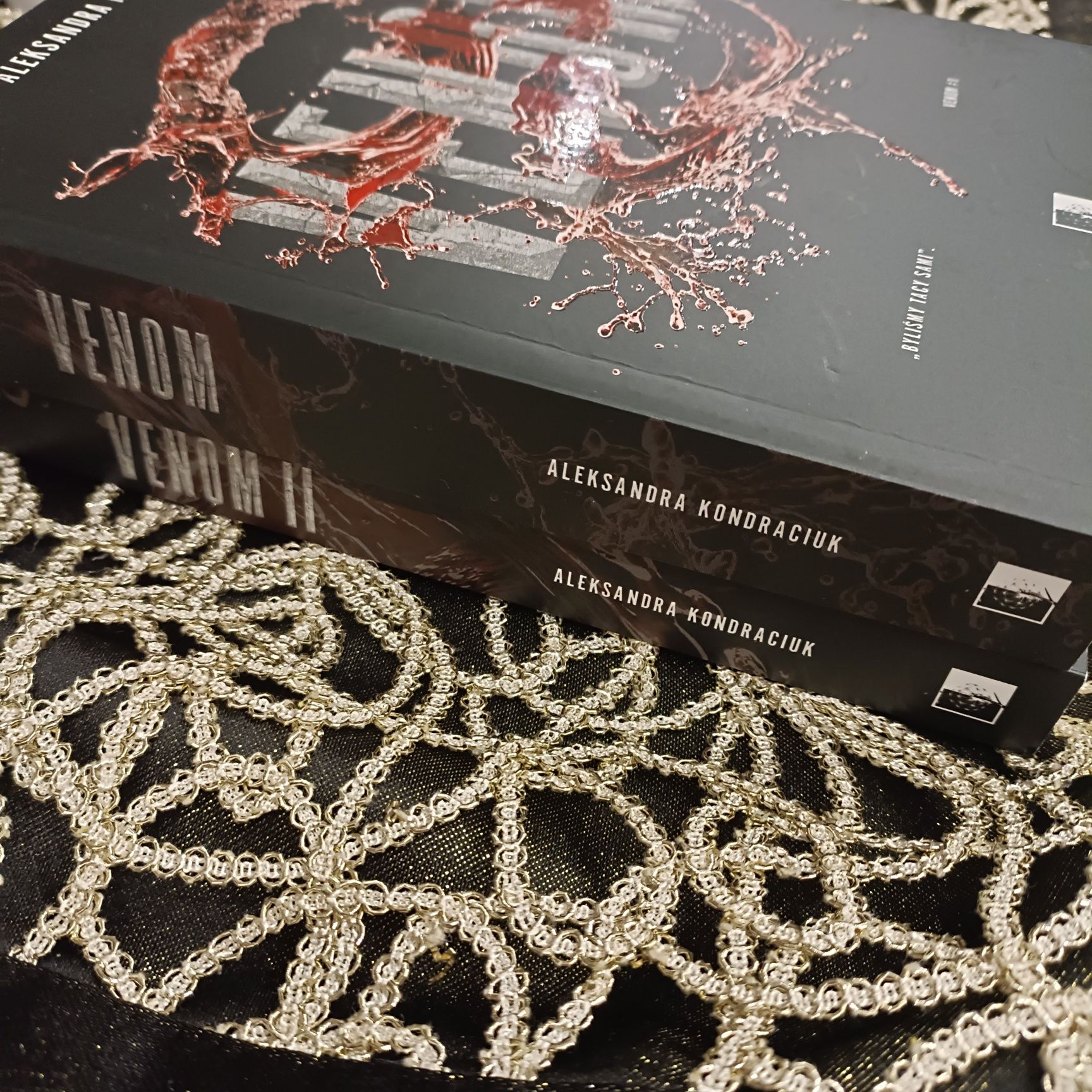 Aleksandra  Kondraciuk Venom tom I i II