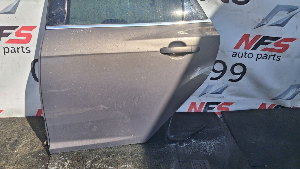 Задні ліві двері Ford Focus mk3 хетчбек