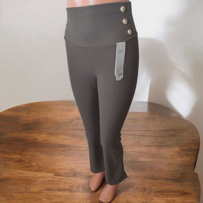 Spodnie dzwony prążek damskie S/M brąz