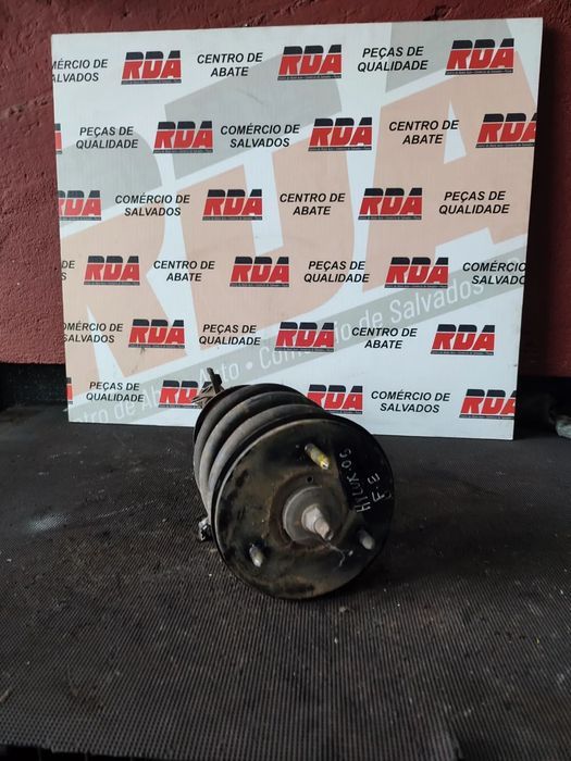 SUSPENSÃO ESQUERDA TOYOTA HILUX