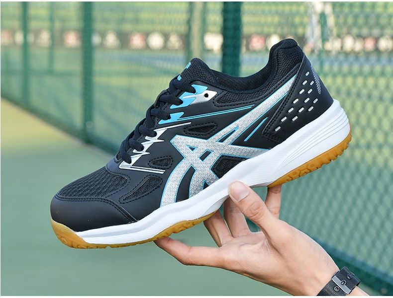 Волейбольні кросівки Asics
