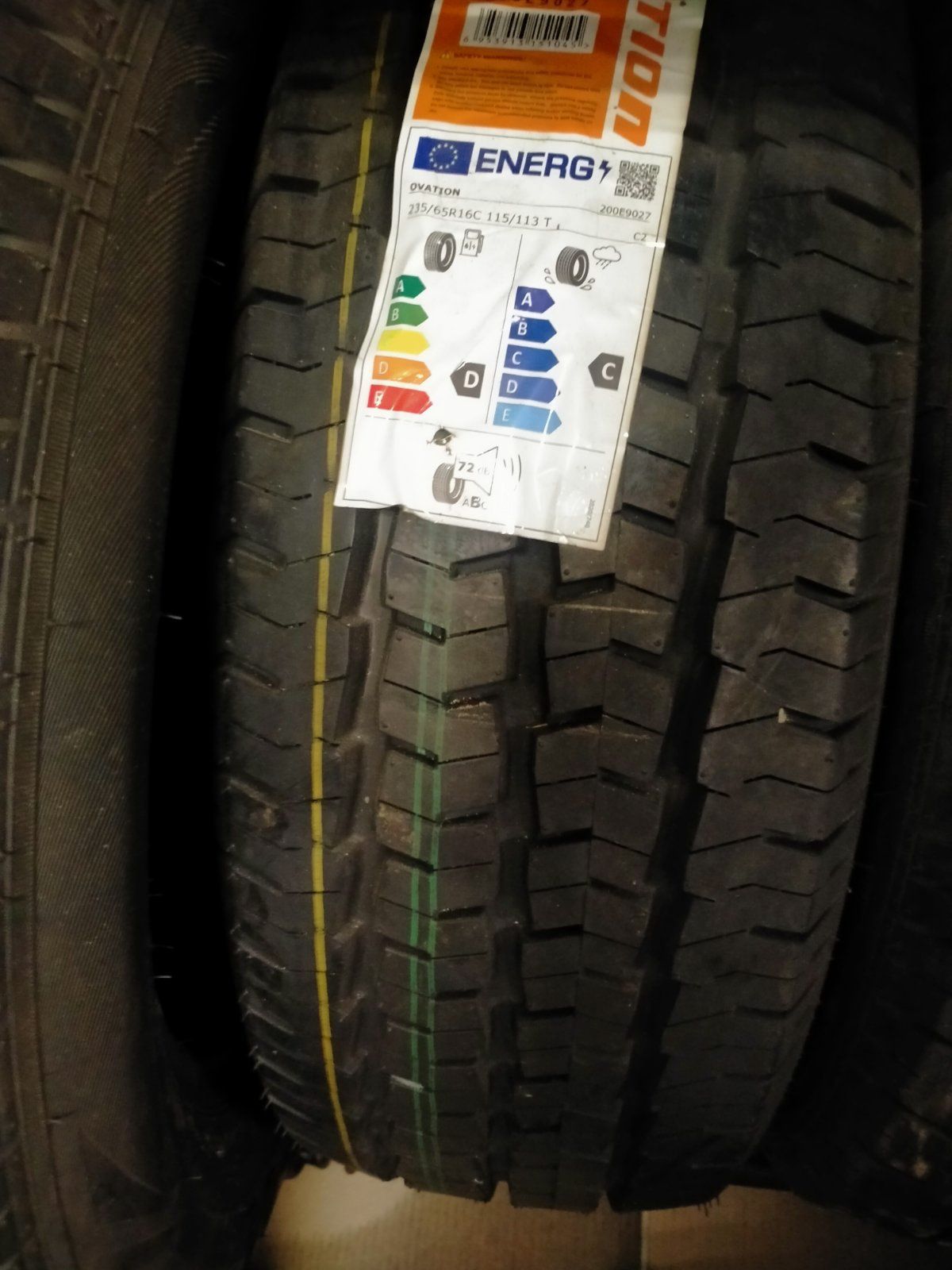 Шини 235/65R16C OVATION (нові)