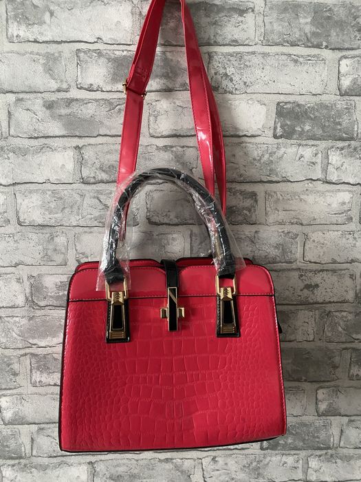 Нова яскрава сумка    !