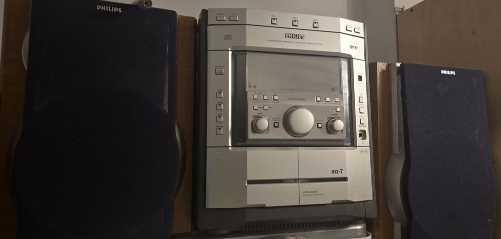 Sprzedam wieże Philips MZ-7