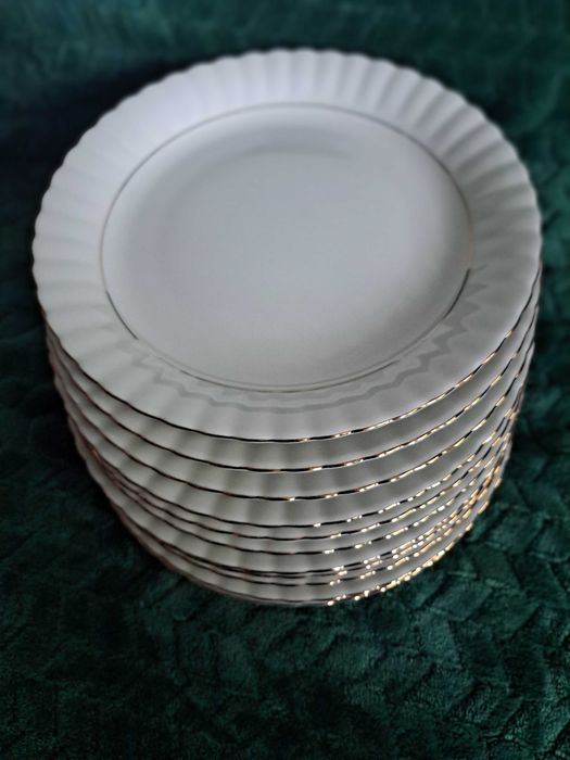 Chodzież 11szt talerze obiadowe płaskie  Iwona złota linia