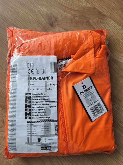 Komplet przeciwdeszczowy kurtka spodnie rozmiar 2XL