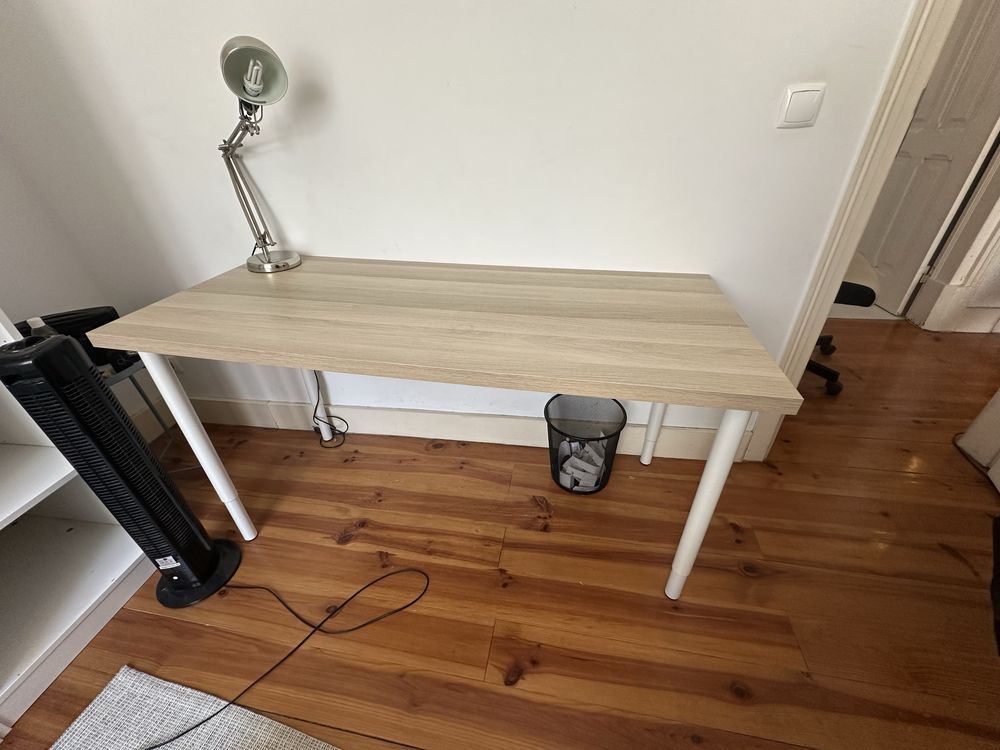 Secretária IKEA
