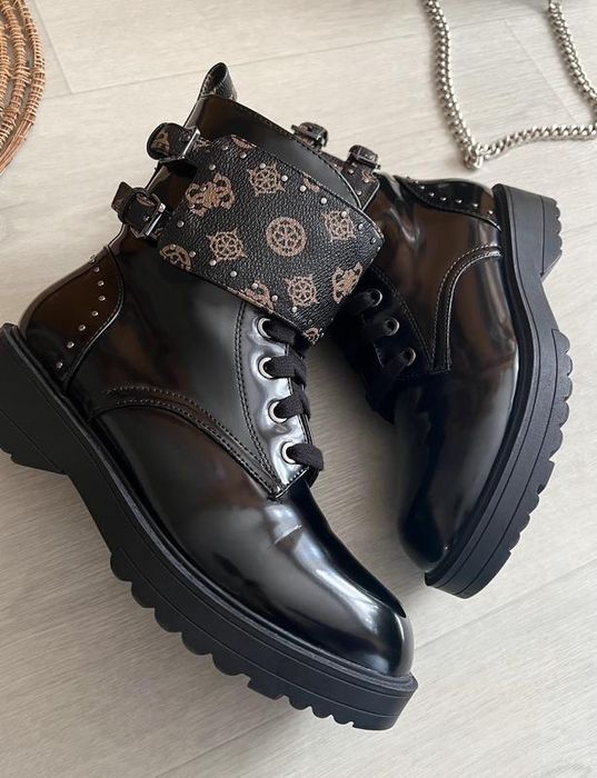 Брендовые ботинки GUESS (оригинал)