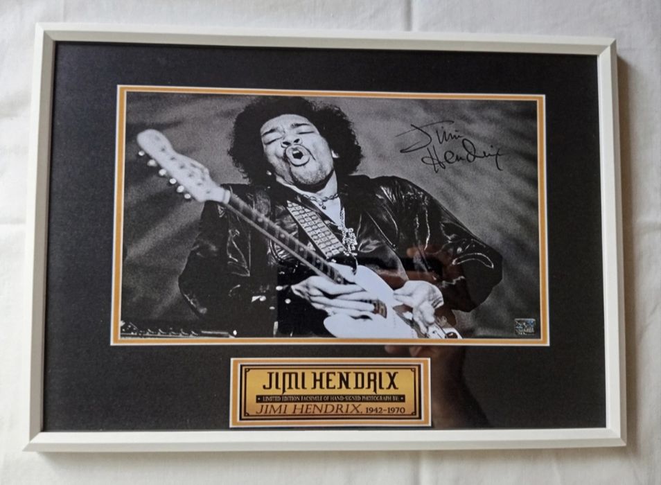 Moldura Jimi Hendrix Guitar com Autógrafo (A4)
