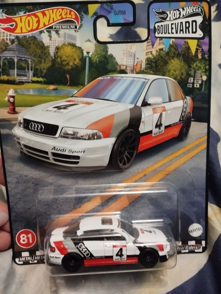 Hot Wheels Audi S4 A4 quattro Premium