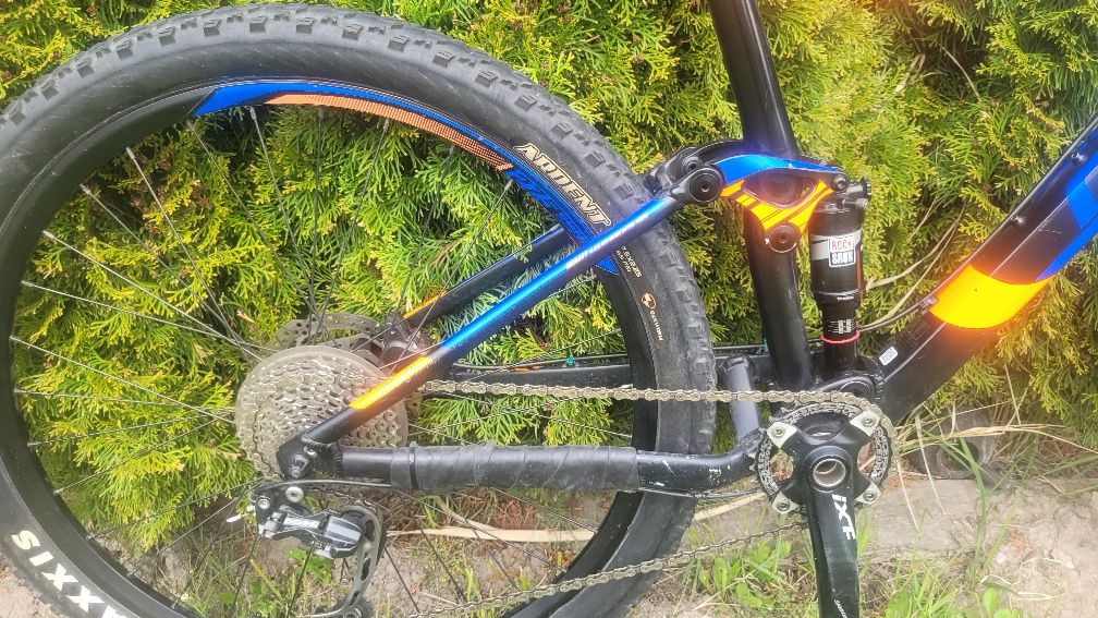 Giant STANCE full L na 27.5" cx trial enduro