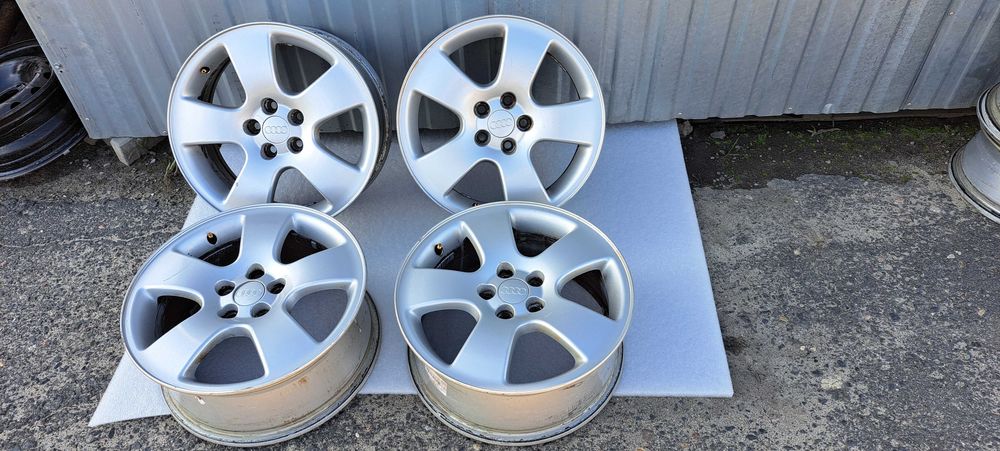 Felgi aluminiowe Audi A3 8L 5X100 16" -025K