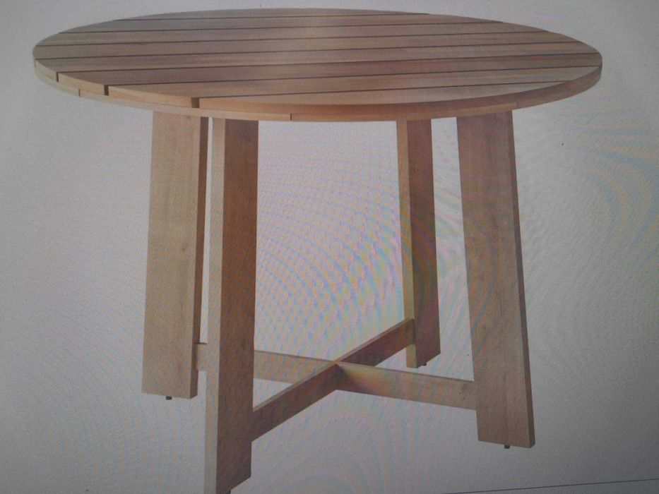 Drewniany stół akacjowy
