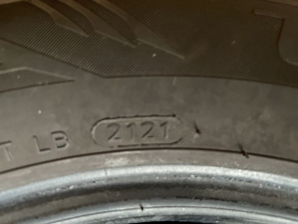 Комплект зимових шин Laufenn 195/65 R15 91T