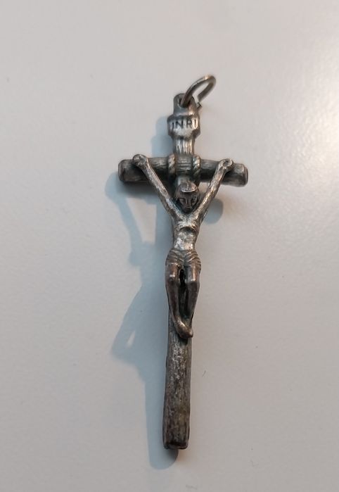 Lindíssimo pendente crucifixo muito antigo