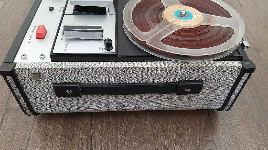 Gravador Vintage Sony TC 105