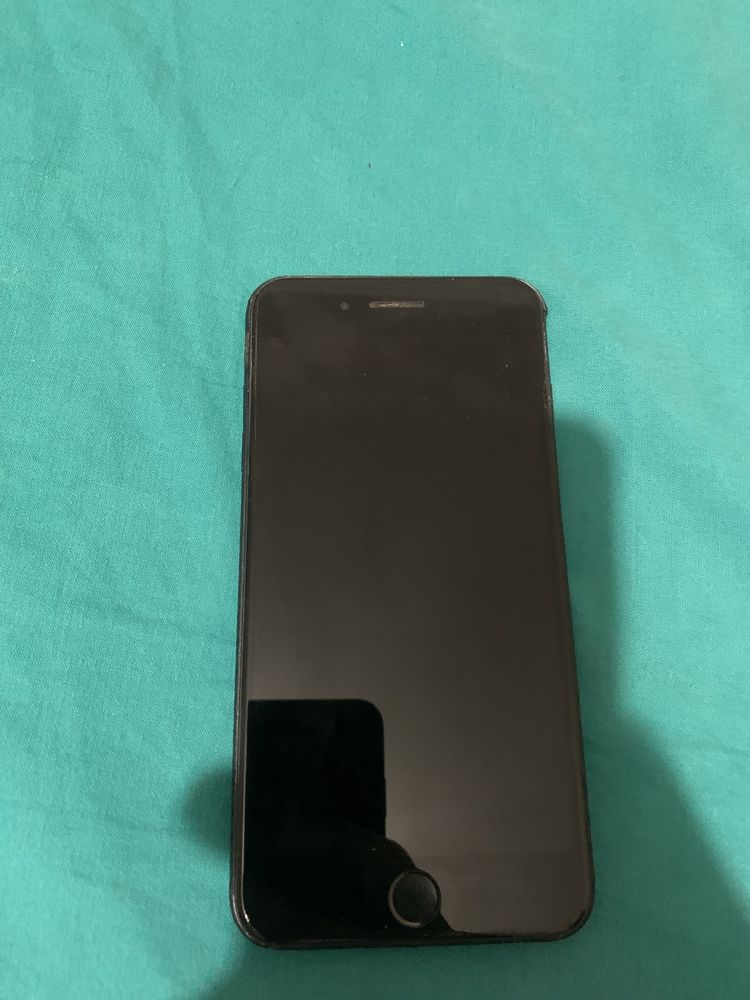 Iphone 7plus на востановлення або на запчастини