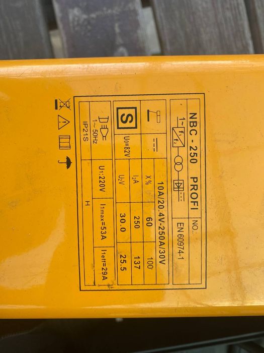 Сварочный аппарат Kaiser Welding NBS-250 Profi
NBC 250 PROFIЗВАРЮВАЛЬН