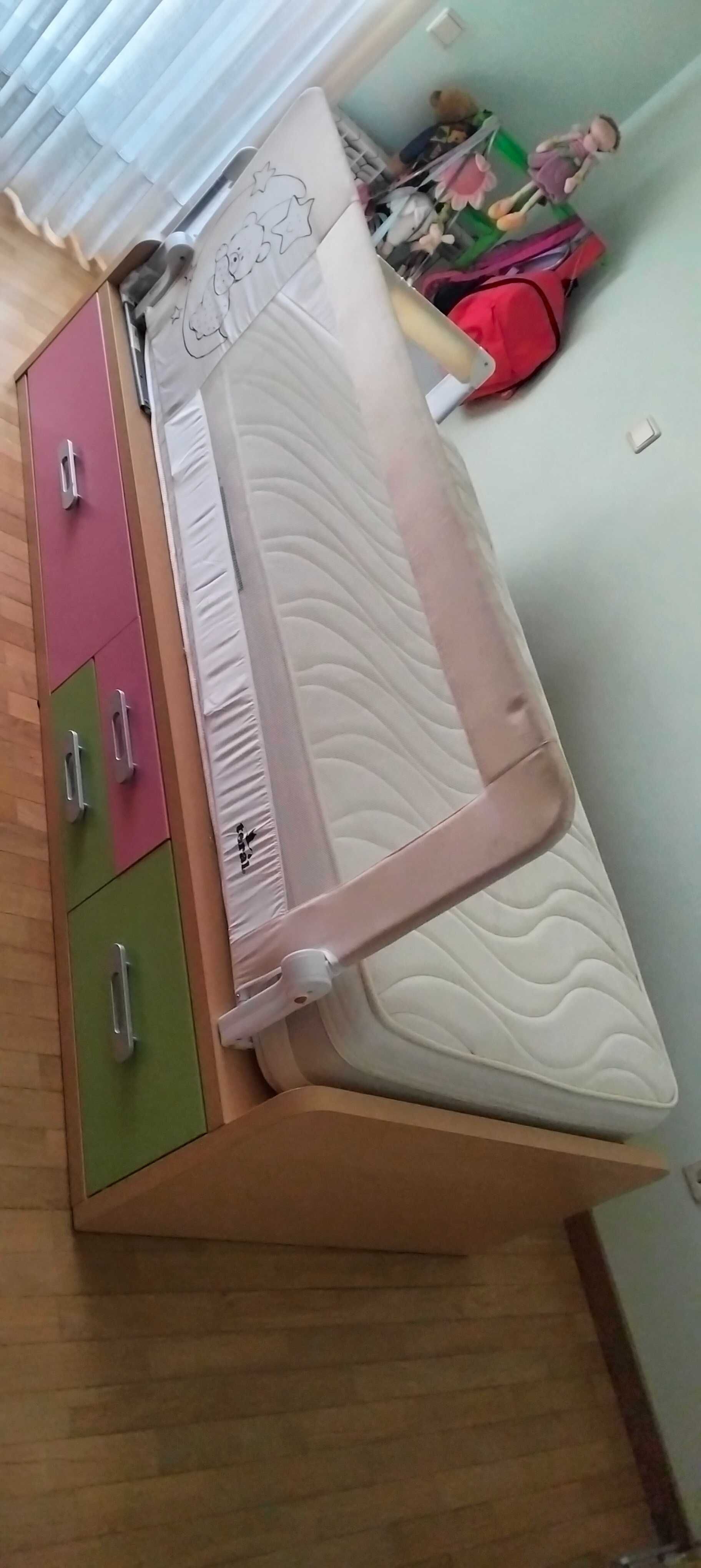 Cama de solteiro criança