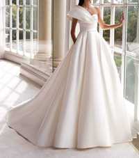 Vendo vestido noiva Pronoivas modelo Sdena, tecido mikado modelo 2022