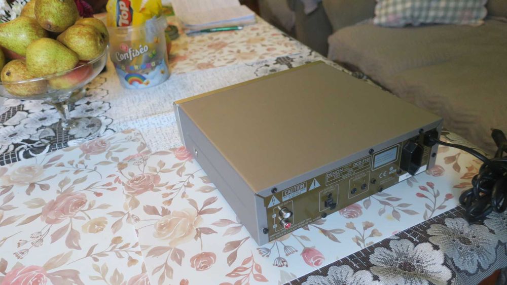 Odtwarzacz CD Denon DCD-F101