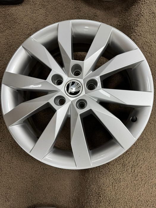 Титанові диски  ориг. Шкода 5x112,8Радіус 186.5JxH2x17, ET 48