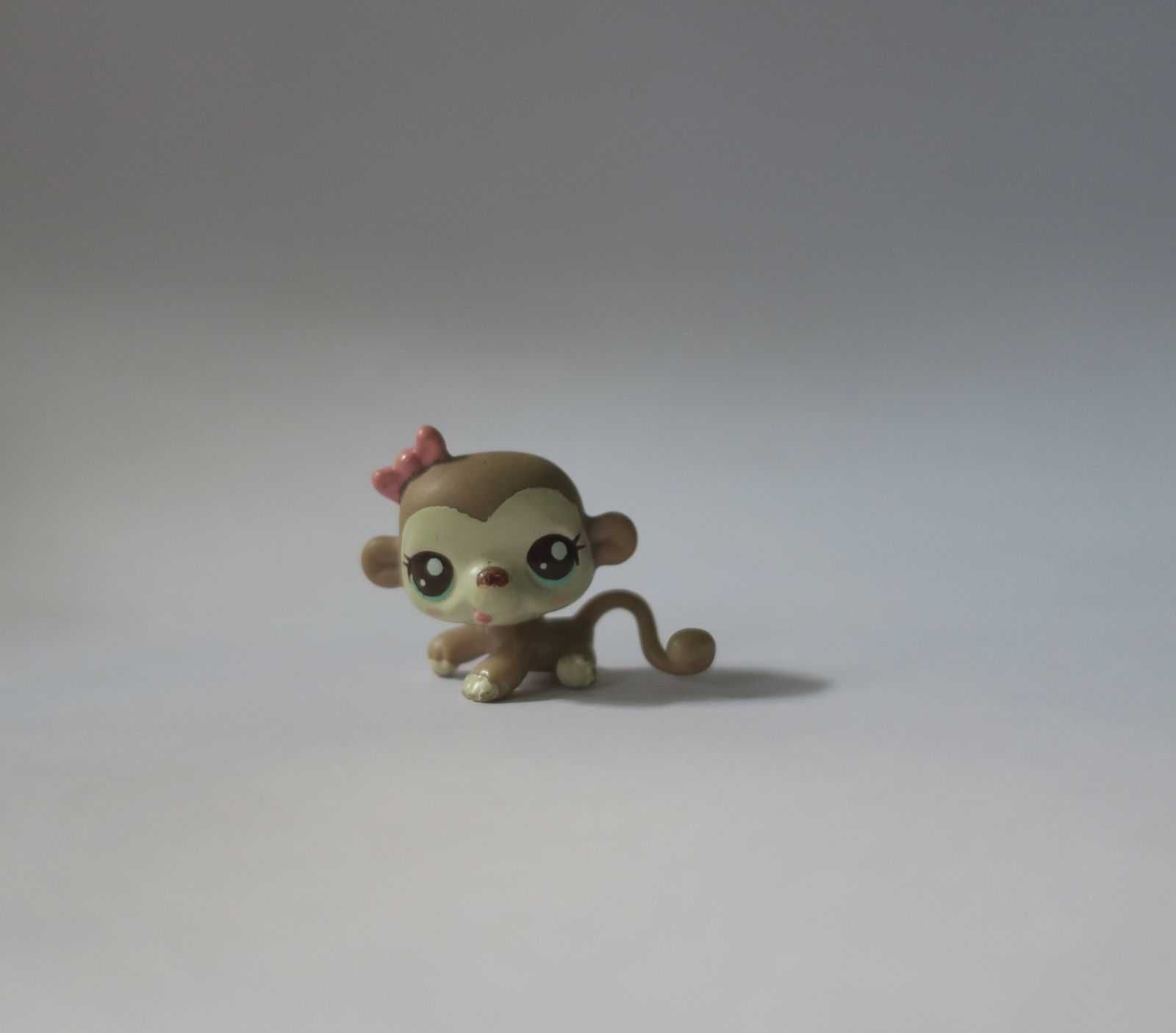 Mała małpka dzidziuś baby littlest pet shop małpa