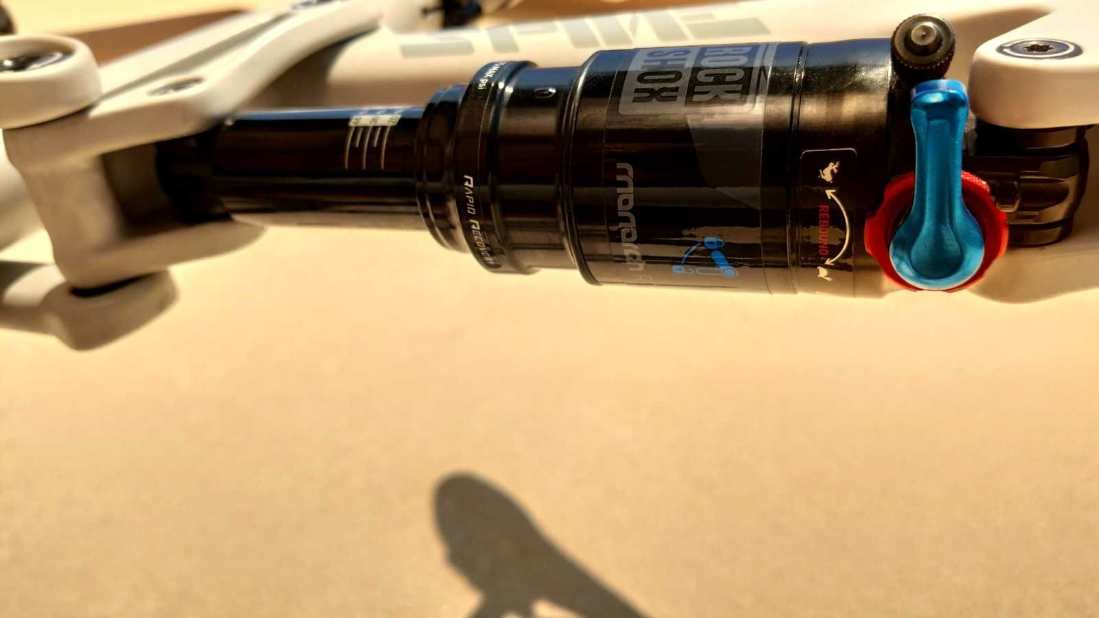 FABRYCZNY Focus Spine C Factory Pike Monarch DT Swiss X-0 Reverb 5199€
