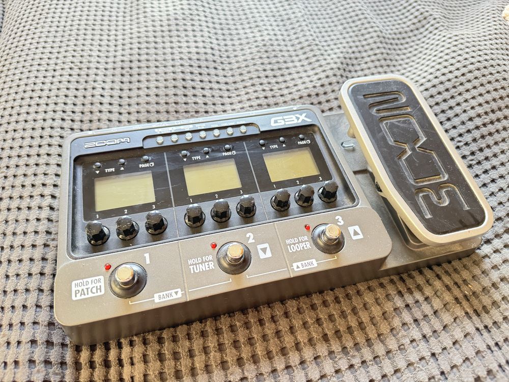 Zoom G3X – multiefekt gitarowy z pedałem ekspresji, looperem i USB