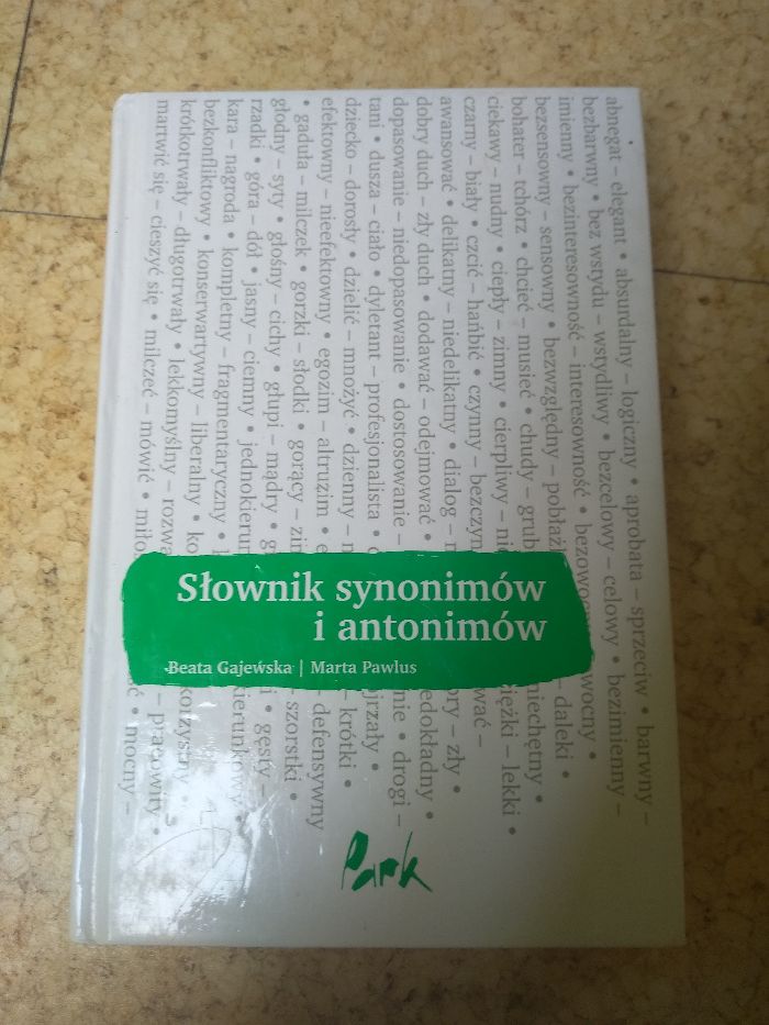 Słownik synonimów i antonimów