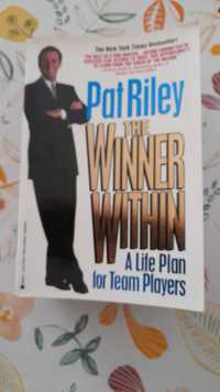 Livro Ingles The Winner Within Pat Riley Capa Mole